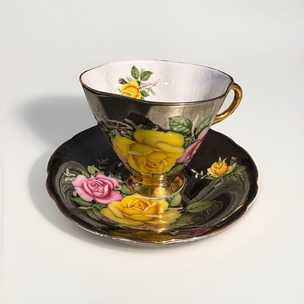 Windsor English Teacup & Saucer Bone China Floral Roses Silver Gold Footed